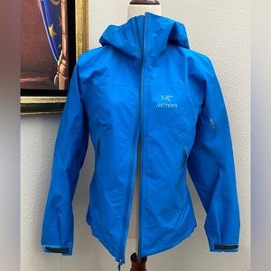 Arc’Teryx Beta LT Hadron Gortex Jacket